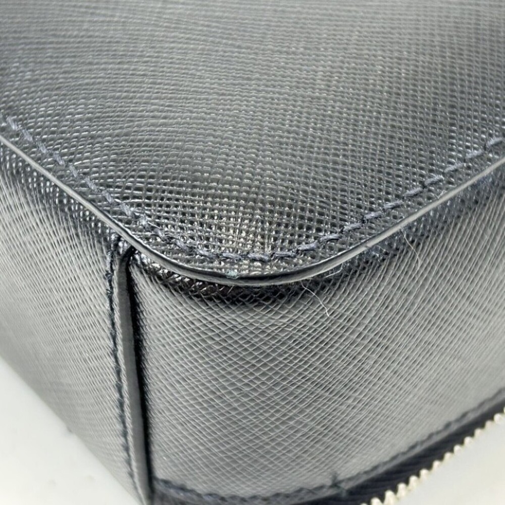 PRADA Bag - Picture 4 of 10